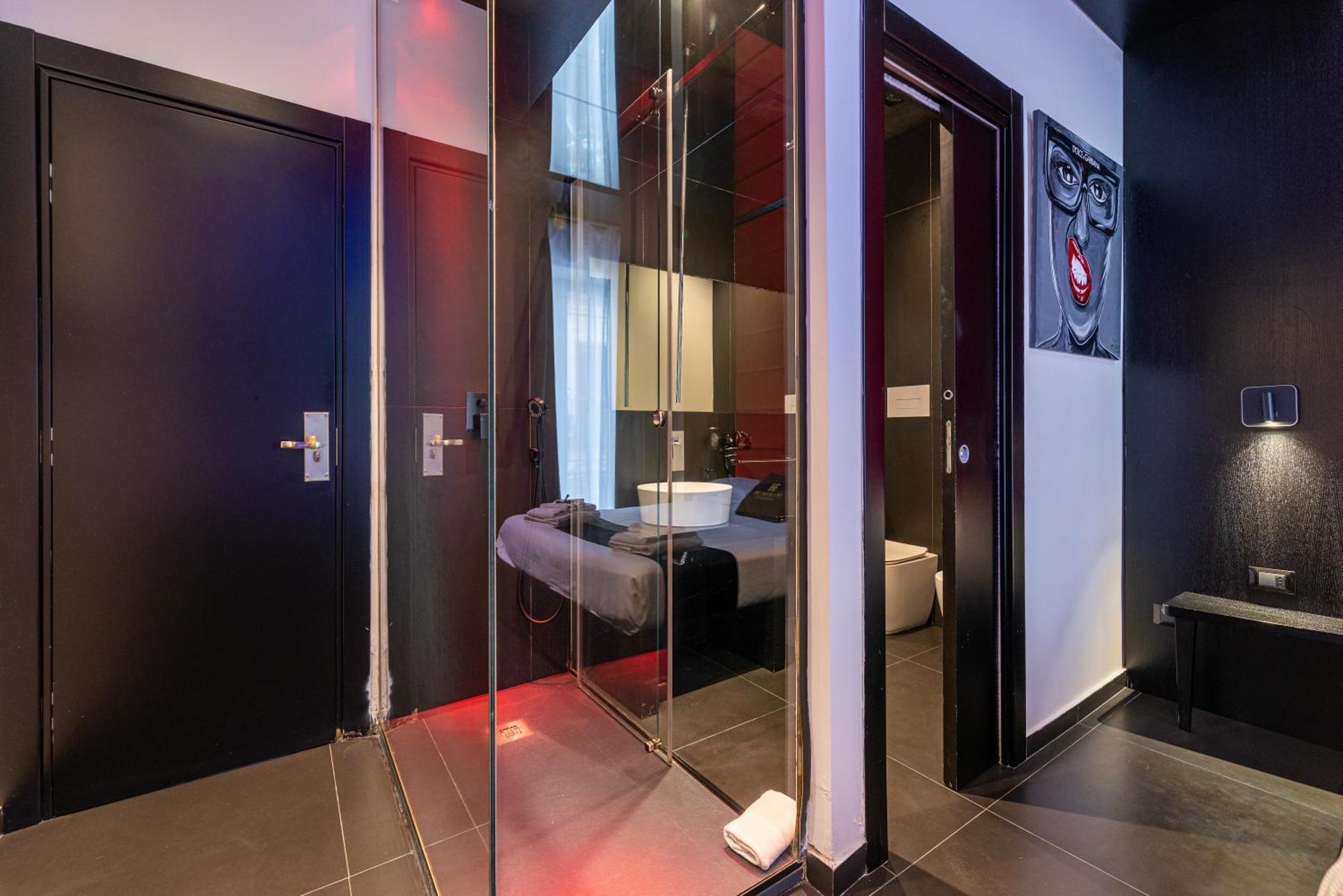 Maximum Hub Suite&Spa — Foto 2